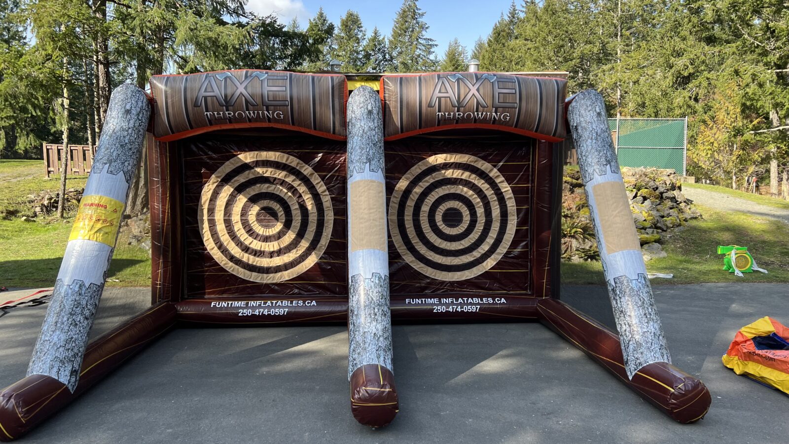 Axe Throwing Double – Funtime Inflatables